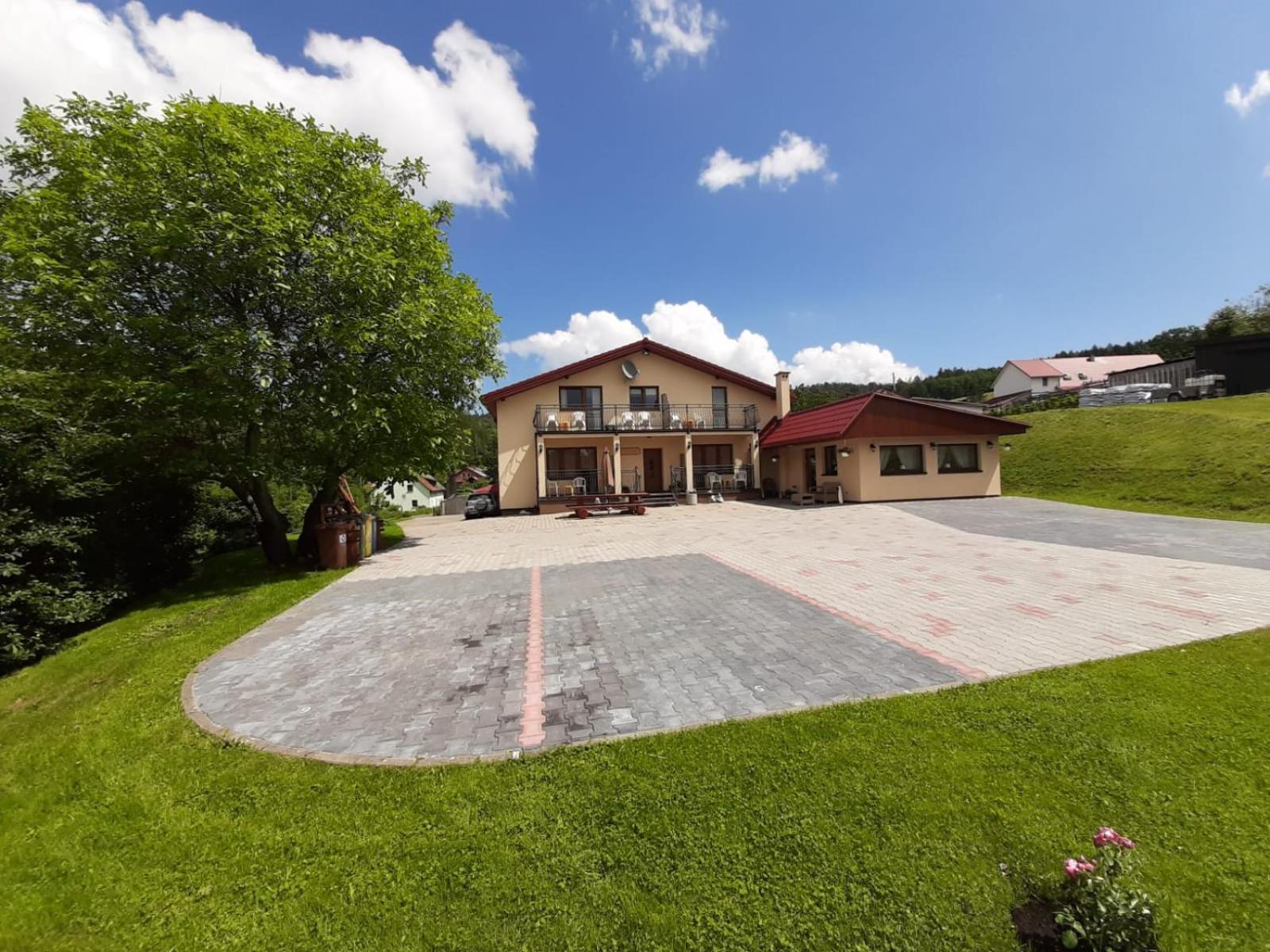 Dantar Hotell Kudowa-Zdrój Exteriör bild